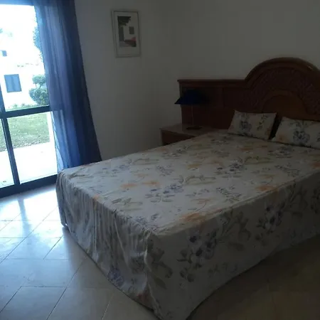 בית נופש Acolhedora 371, 3 Quartos, Balaia Golf Village *