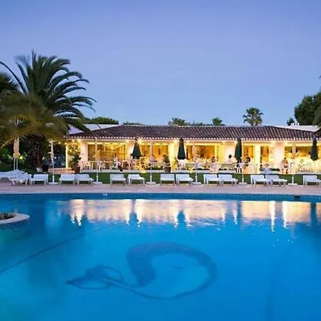 Acolhedora 371, 3 Quartos, Balaia Golf Village Semesterbostad